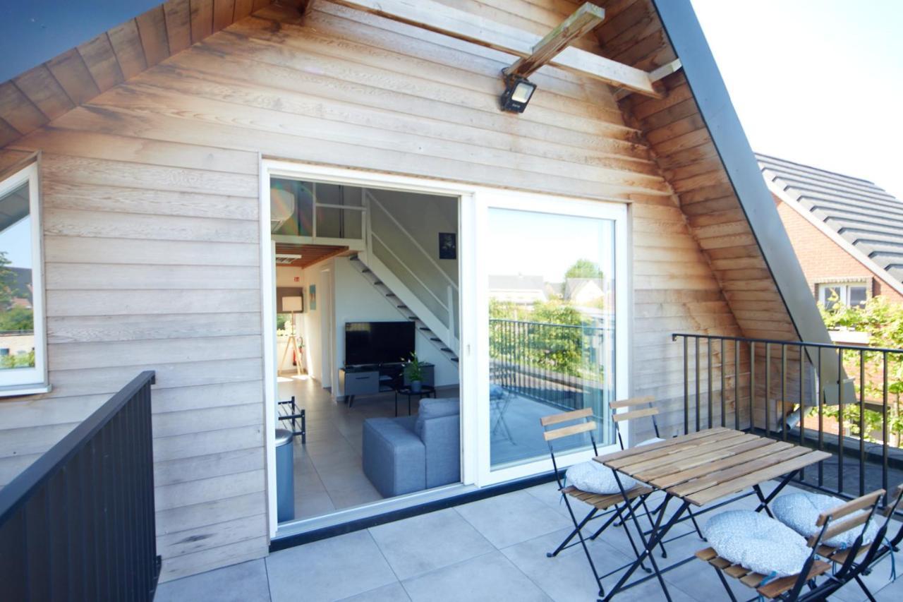 Apartment With A View And Parking Brecht Екстериор снимка